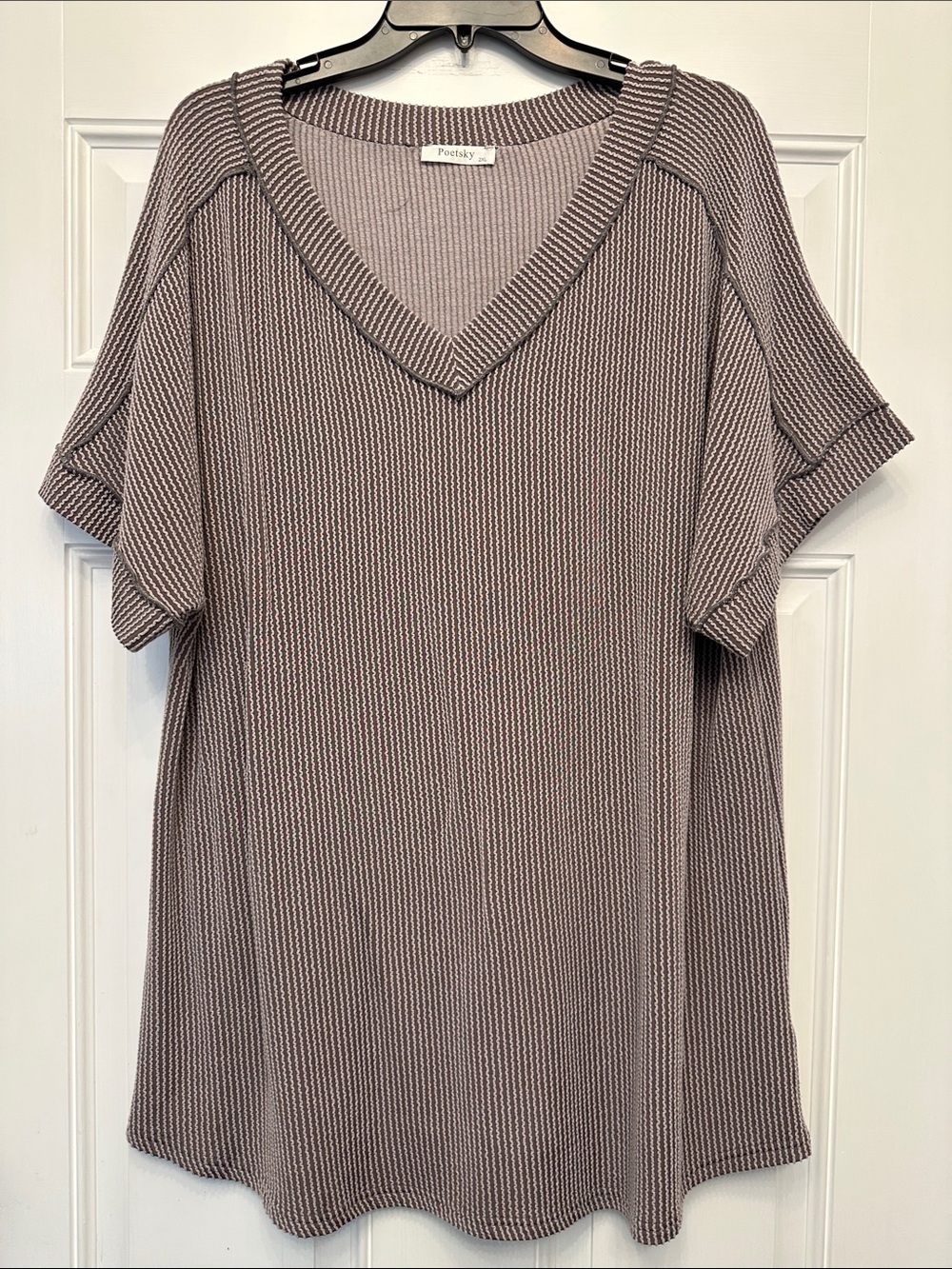 Taupe Ribbed V-Neck Short Sleeve Top